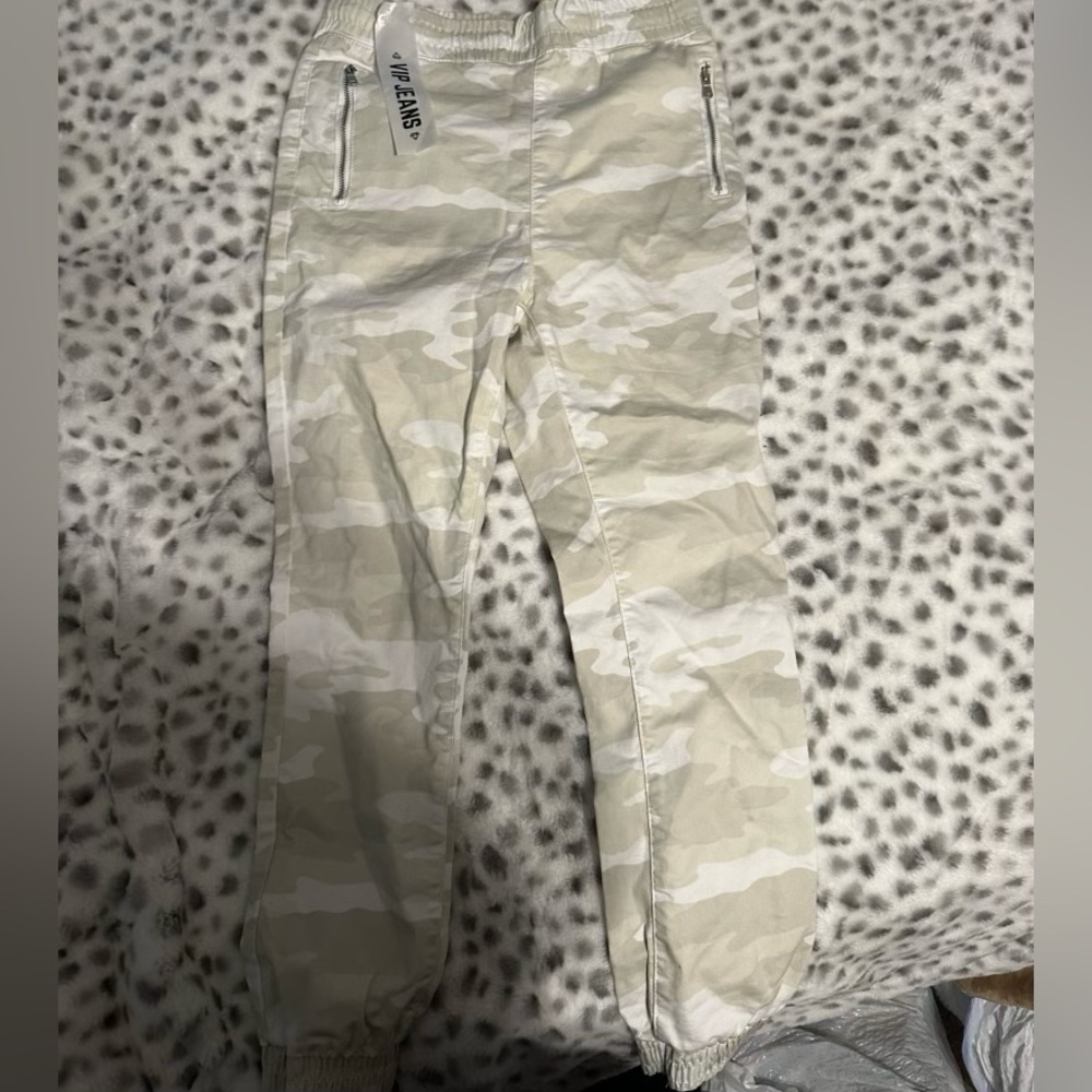 Marshall’s Camo pants 
Size S/M